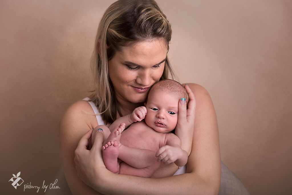 Moderne Babyfotografie in Asten bei Linz